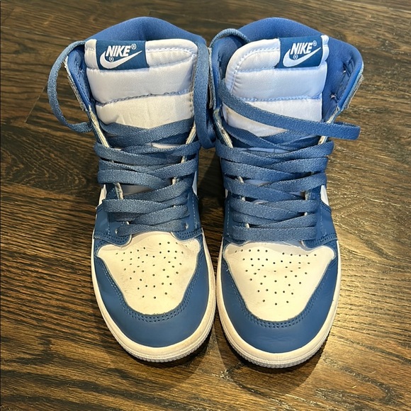 Nike Air Jordan High Tops - Blue and White - Picture 4 of 5